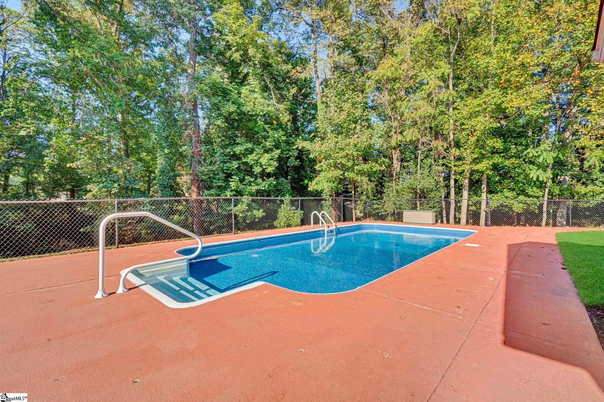 Real Estate Search 3 104 W Croydon Court