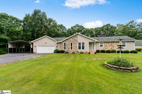 Photo of 222 Jared Drive, Laurens, SC 29360 (MLS # 1594567)