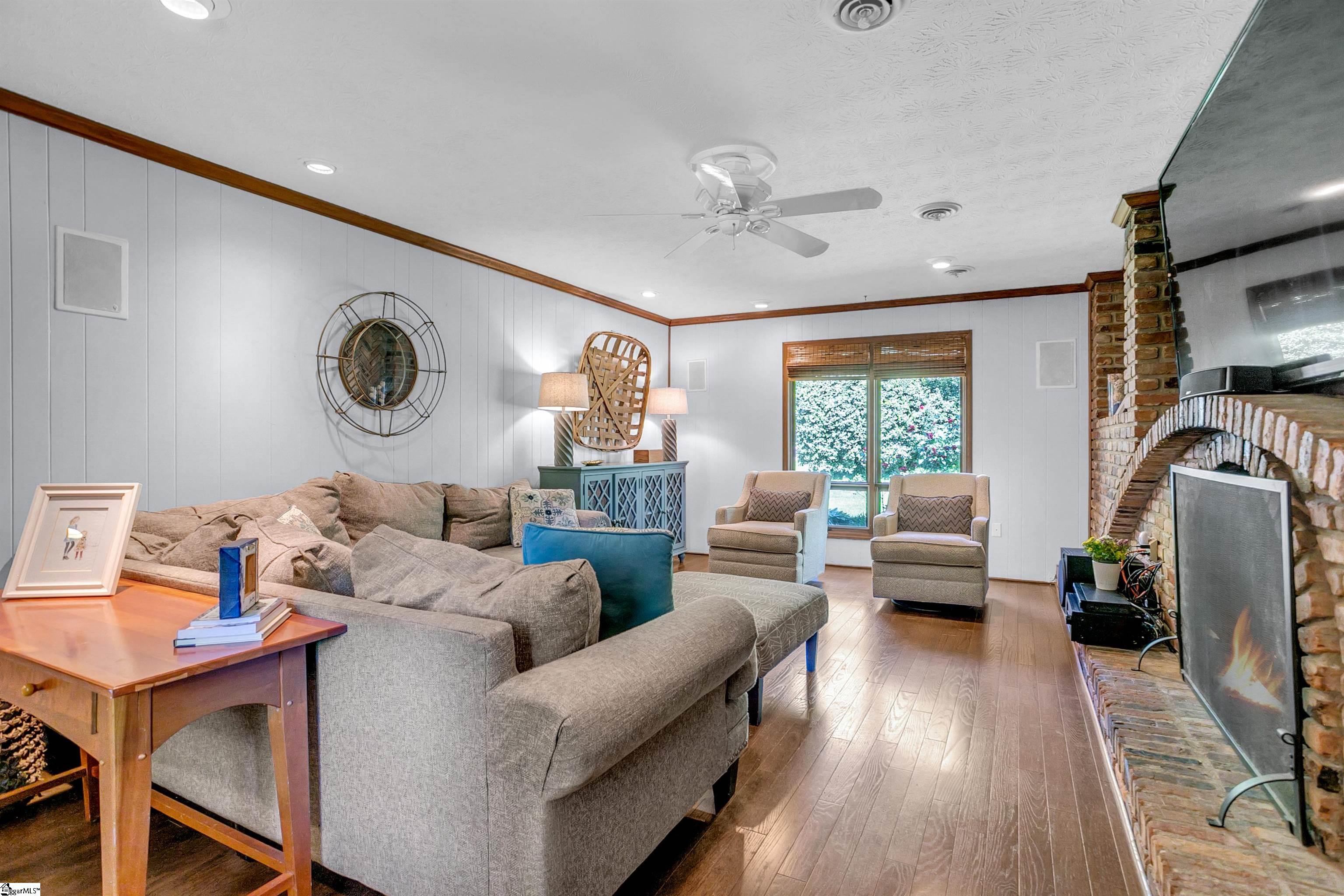 Greenville, South Carolina 29607, United States, 4 Bedrooms Bedrooms, ,3 BathroomsBathrooms,Residential,Active,123634