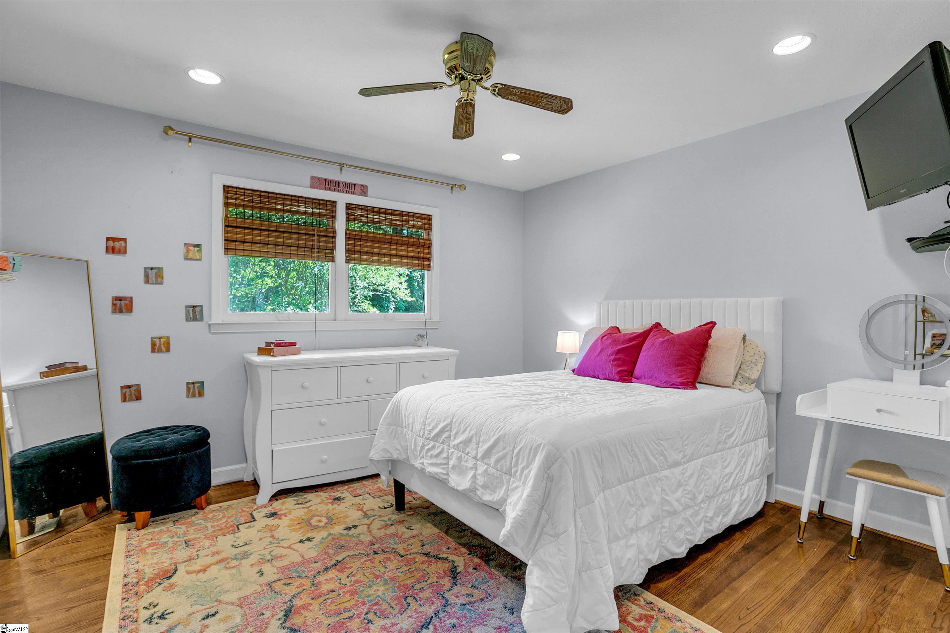 Greenville, South Carolina 29607, United States, 4 Bedrooms Bedrooms, ,3 BathroomsBathrooms,Residential,Active,123634