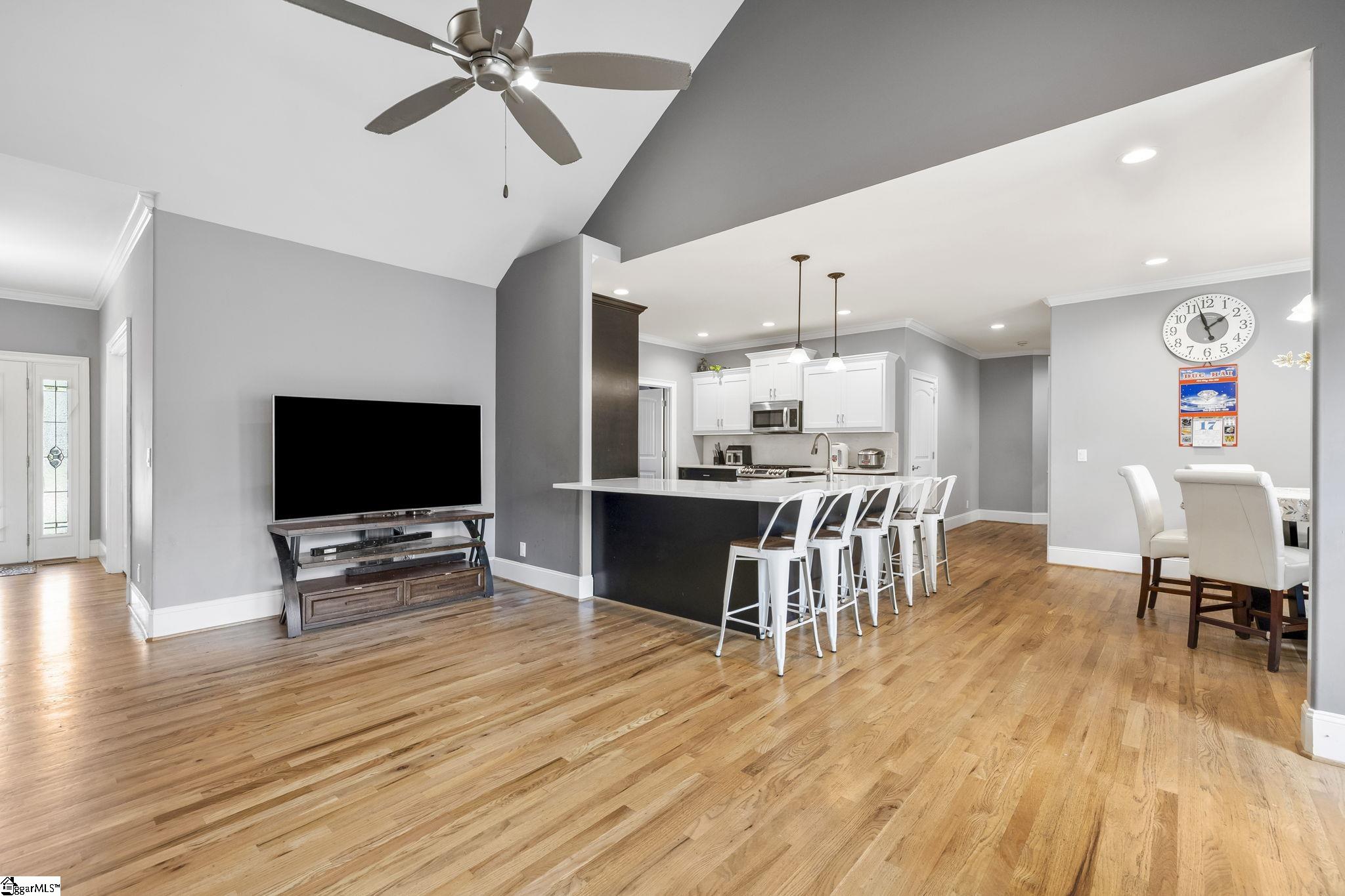2 Arbor Glen Court