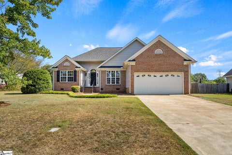 Photo of 108 Thorncliff Place, Anderson, SC 29625 (MLS # 1603397)