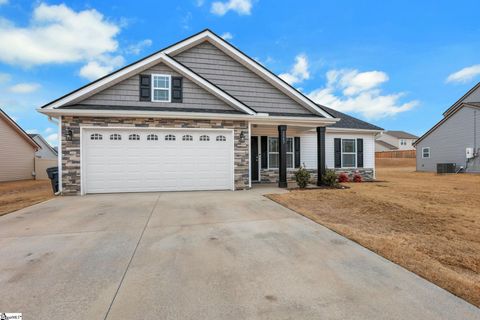 Photo of 2043 Renata Lee Drive, Lyman, SC 29365 (MLS # 1581099)