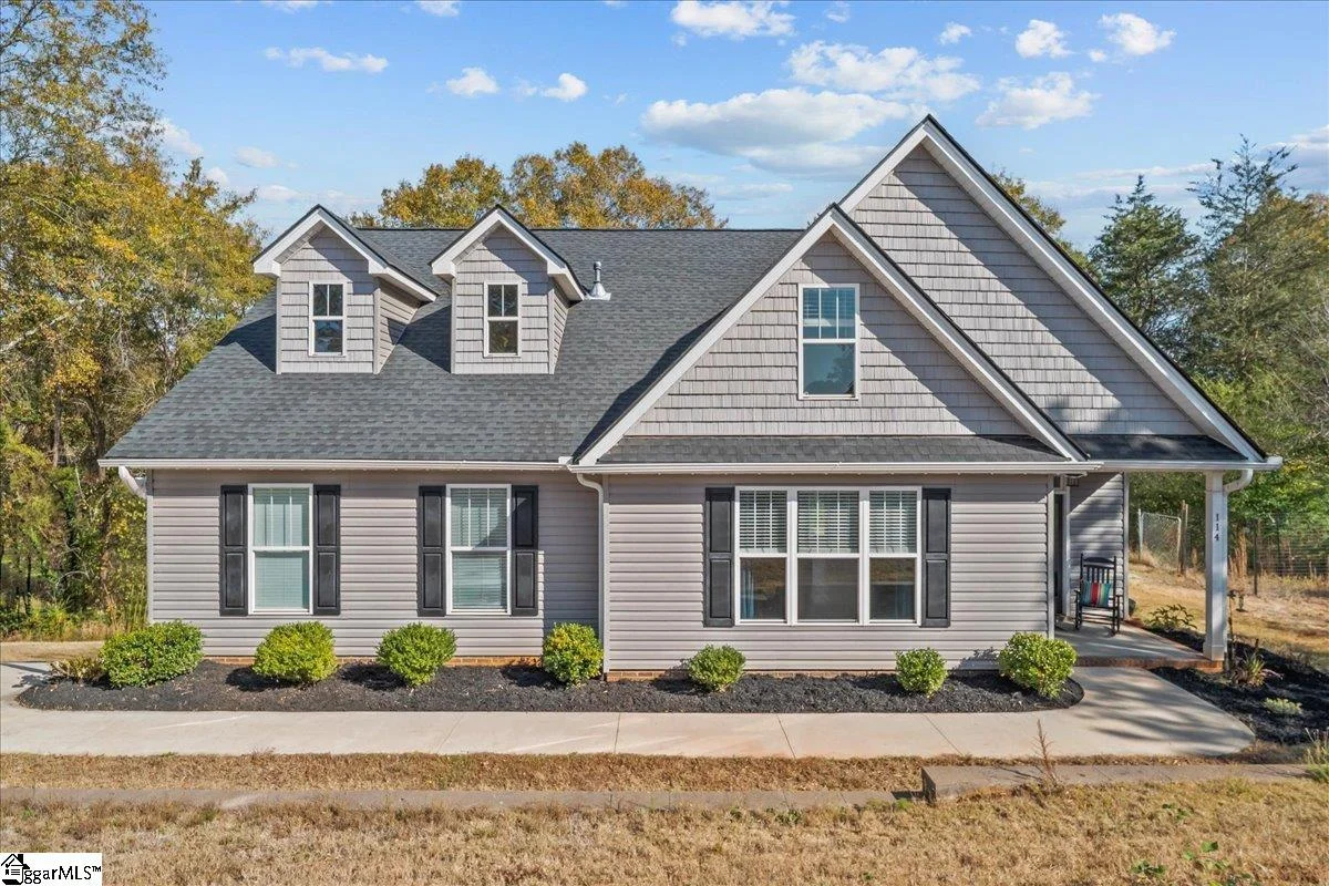 114 Lake Forest Circle
