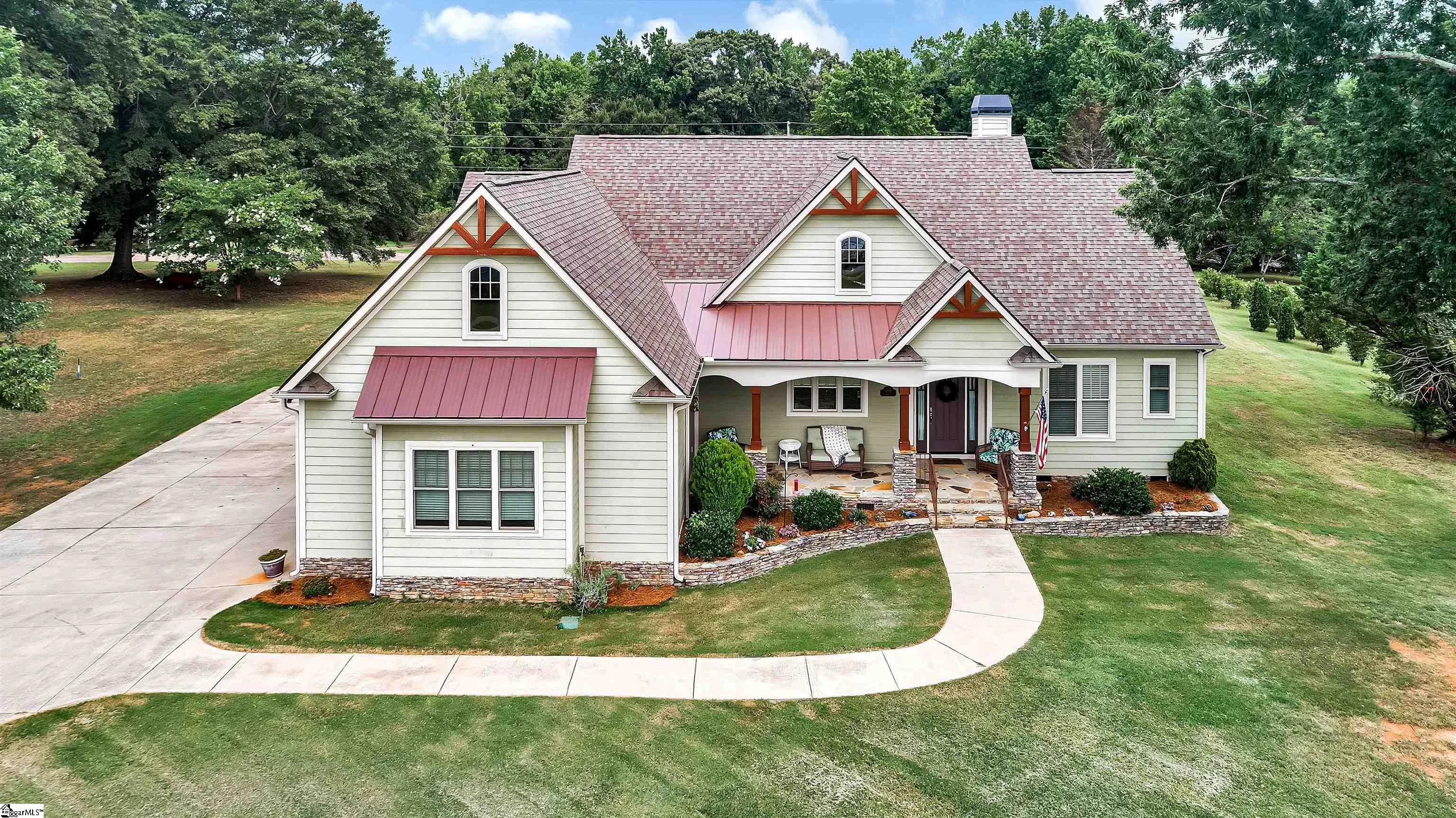1204 Cherokee Road