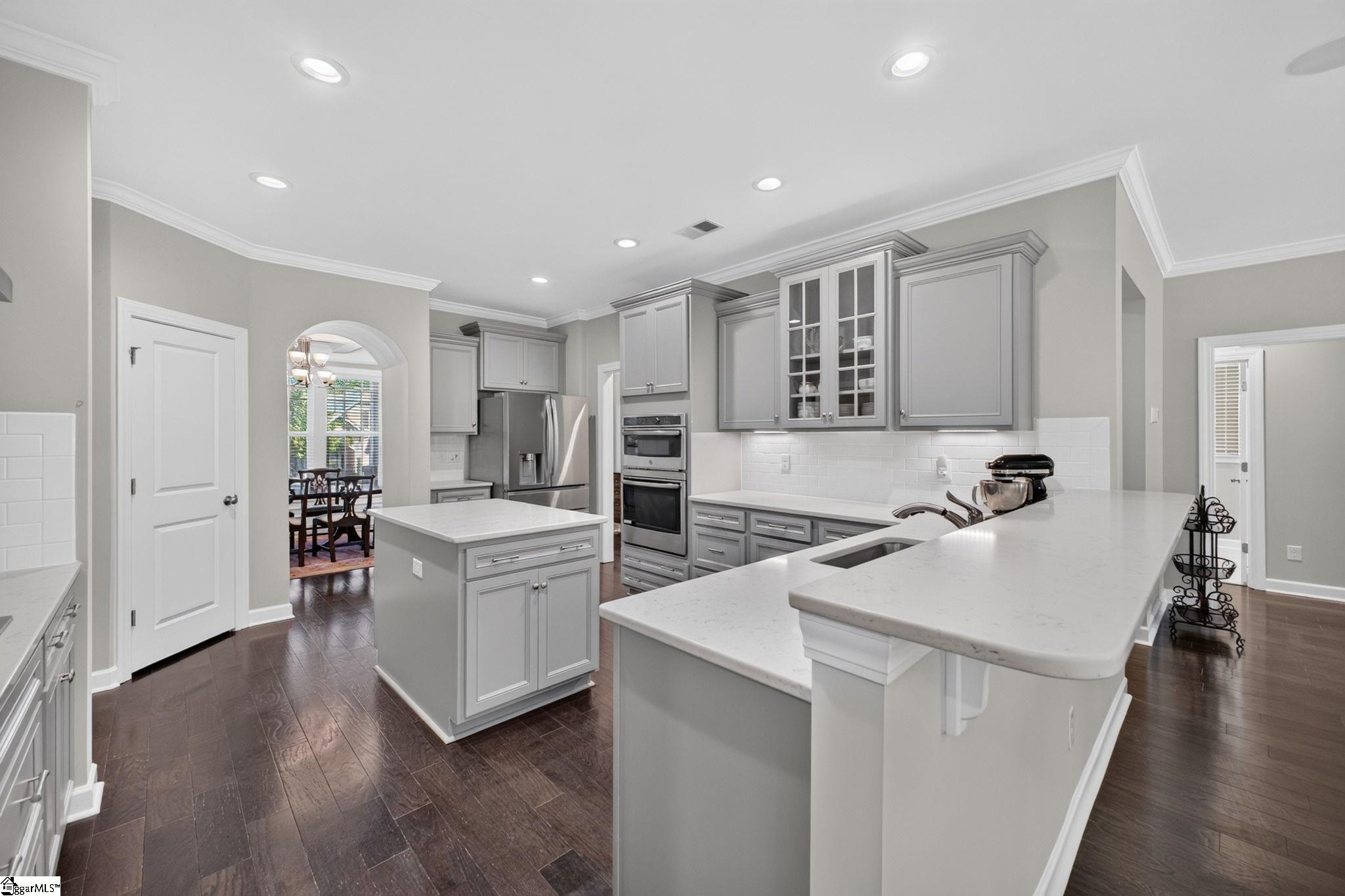216 Holstein Court