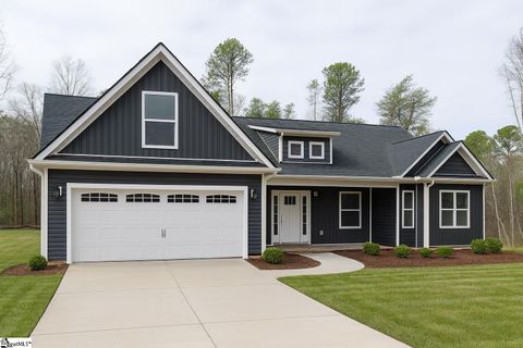 Photo of 393 Sam Langley Road, Travelers Rest, SC 29690 (MLS # 1576456)
