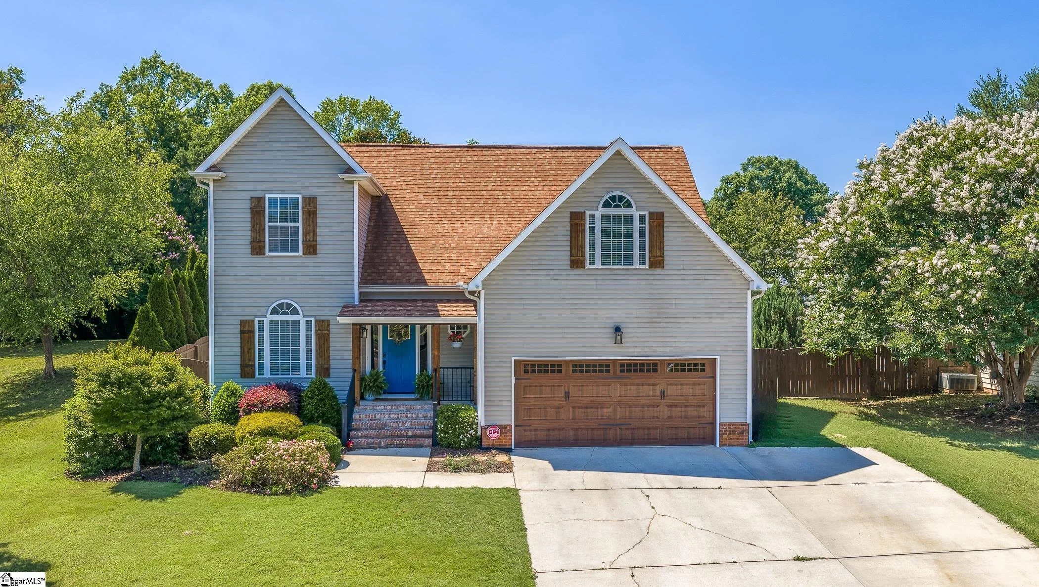 302 Crossvine Way