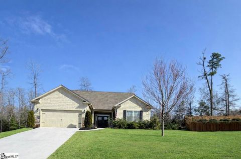 672 Diamond Ridge Way Duncan SC 29334