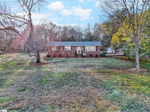 Photo of 489 Campground Road, Liberty, SC 29657 (MLS # 1577238)