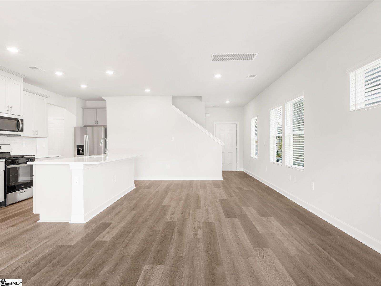 709 Whitebark Drive