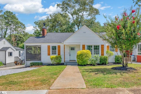 Photo of 141 Pleasant Ridge Avenue, Greenville, SC 29605 (MLS # 1595496)