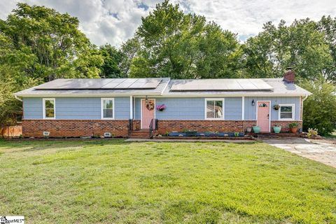Photo of 5 Riverwood Court, Greenville, SC 29617 (MLS # 1591894)