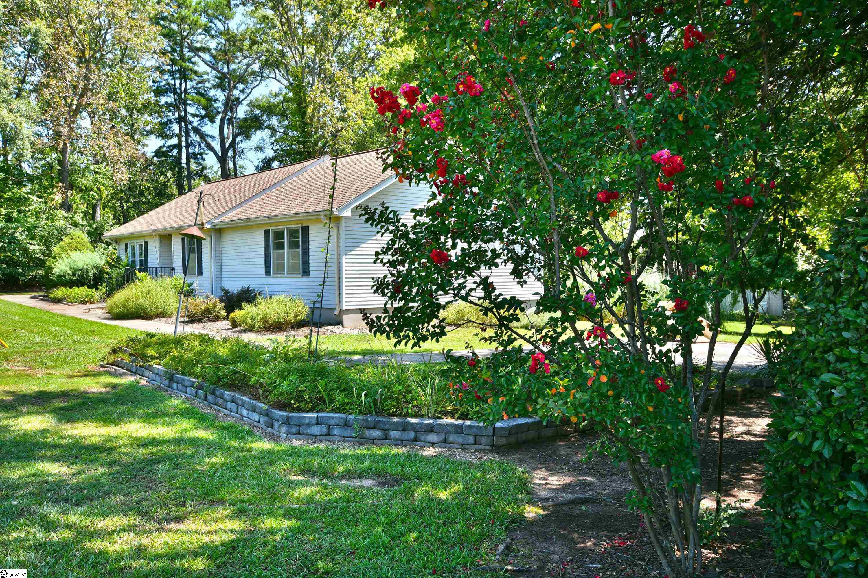 205 Ashmore Bridge Road