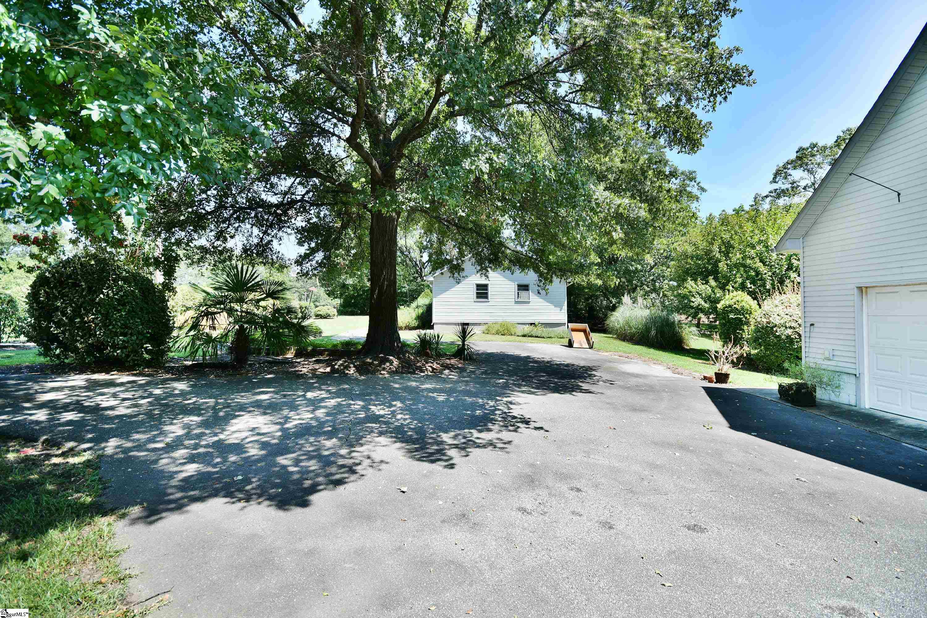 205 Ashmore Bridge Road