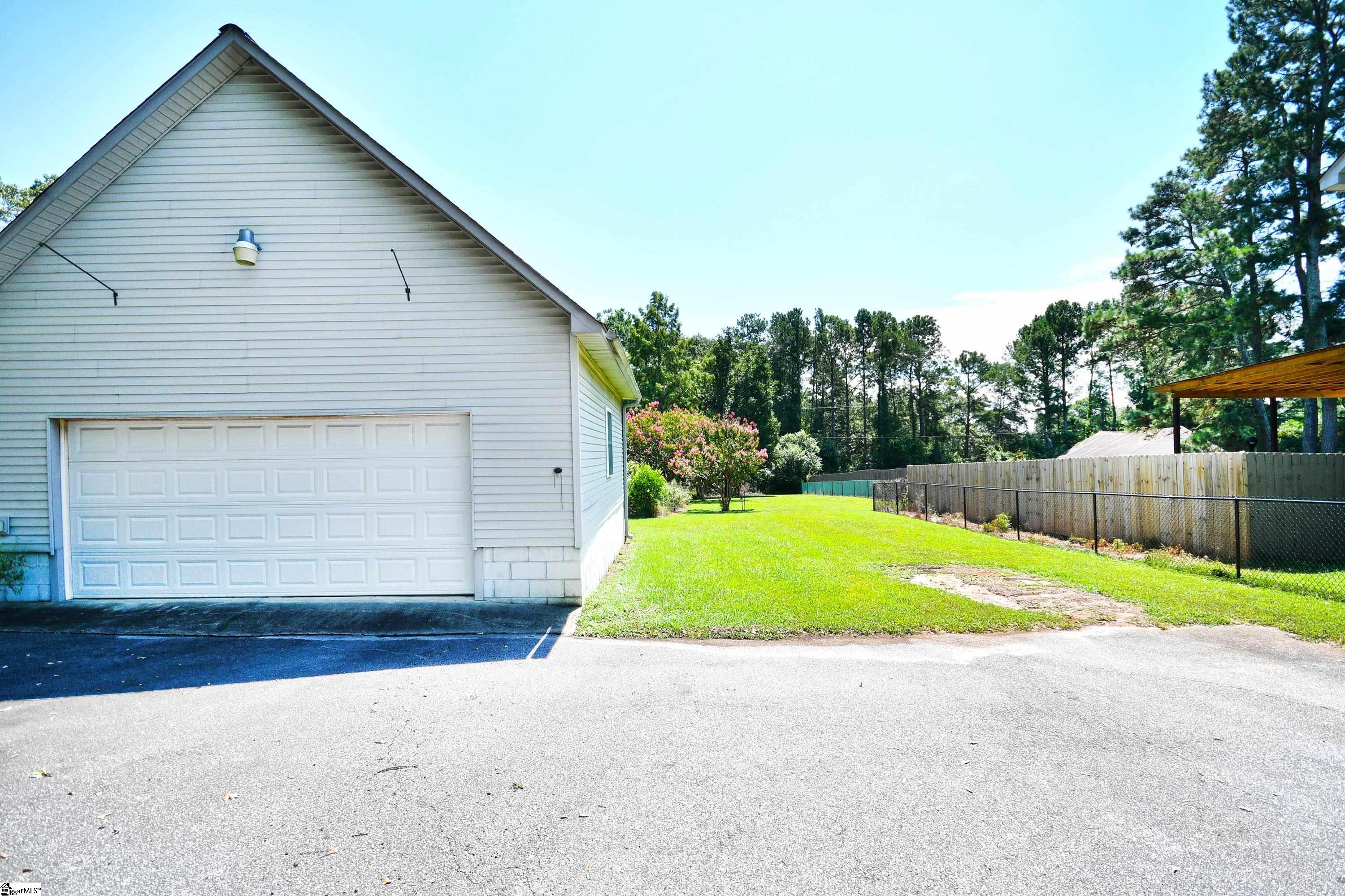 205 Ashmore Bridge Road
