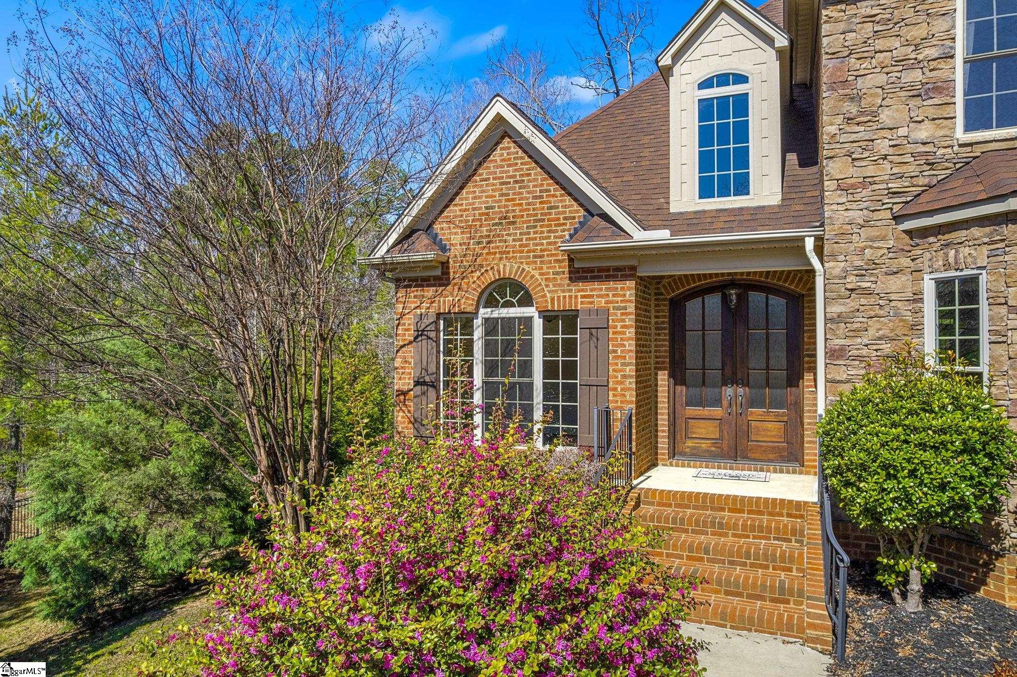 113 Ledgestone Way