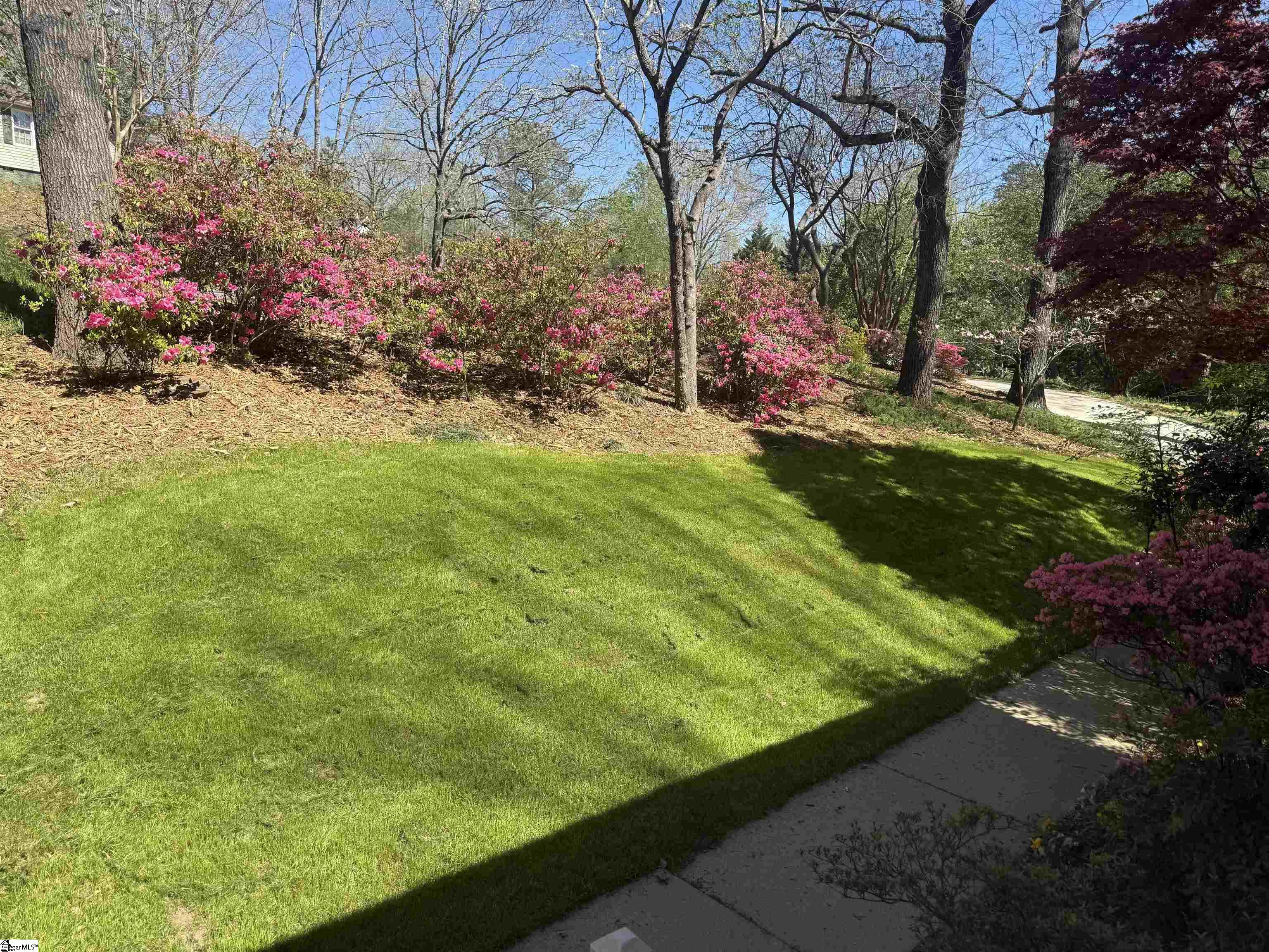 2000 Ridgeview Lane