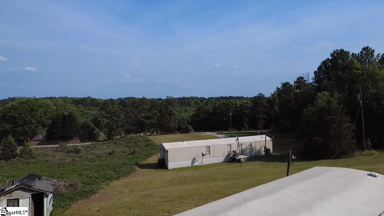 215 Leonard Road