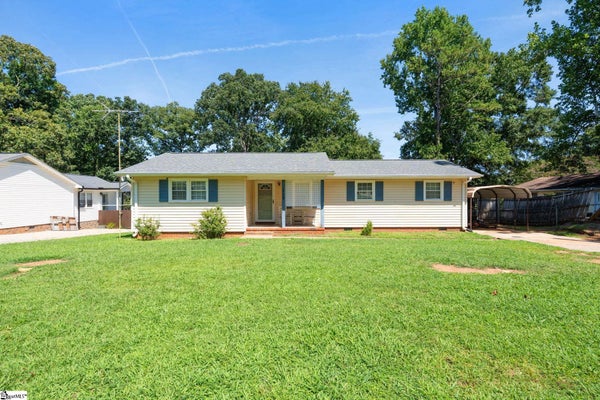 115 WILLOW BRANCH DR, SIMPSONVILLE, SC 29680 - Image e56d635eae9629f2f1ab9e2d1ab6f804/2147010796