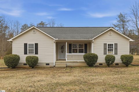 Photo of 108 Keagan Court, Easley, SC 29640 (MLS # 1583562)