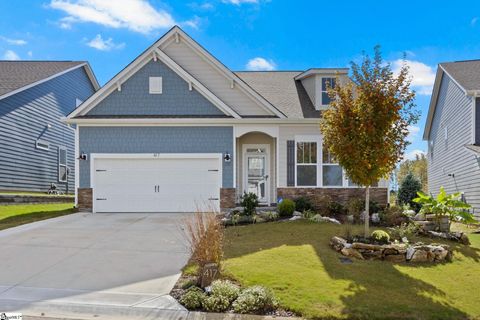 417 Jack Hunter Place Reidville SC 29388