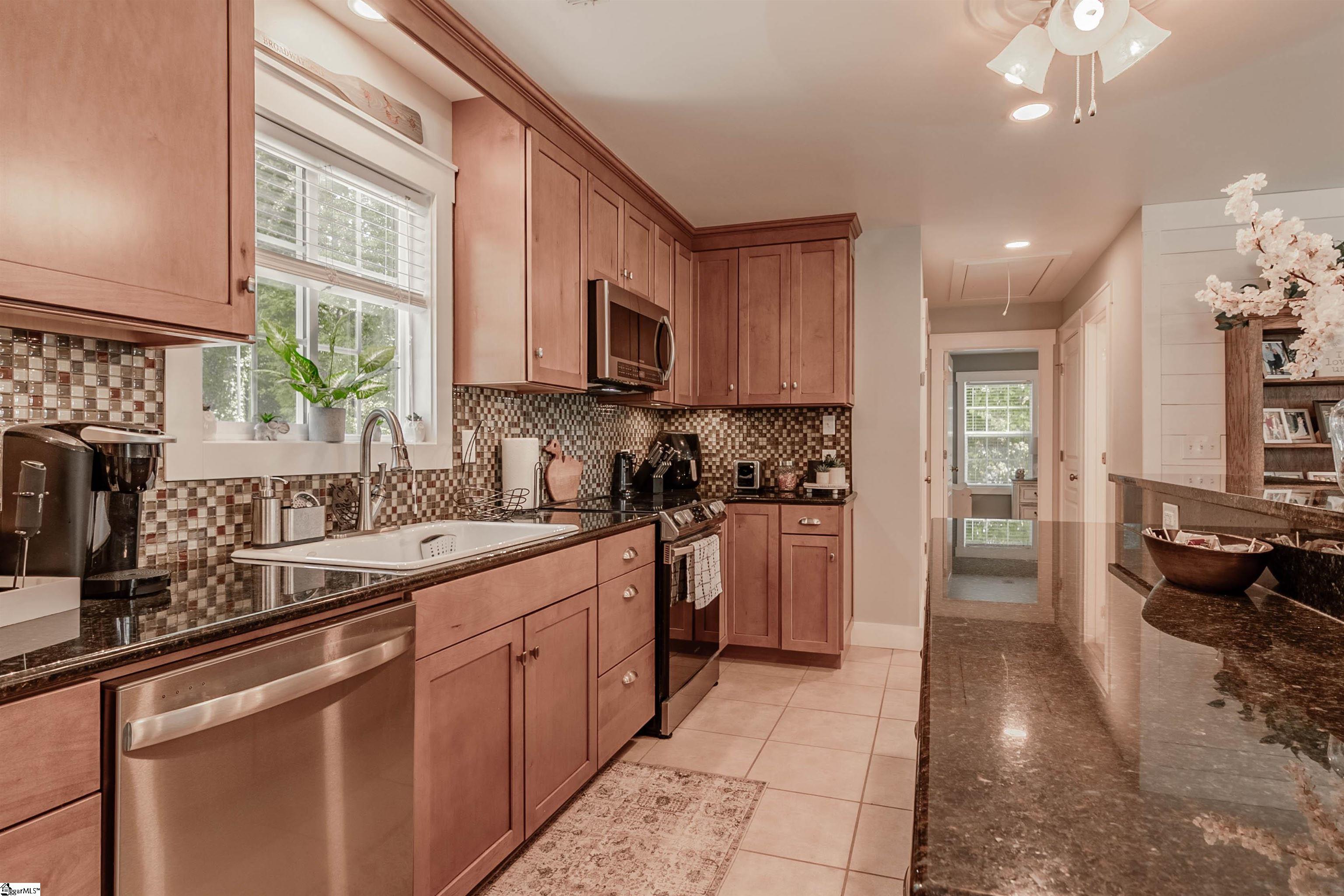 Anderson, South Carolina 29621, United States, 2 Bedrooms Bedrooms, ,2 BathroomsBathrooms,Residential,Active,138092