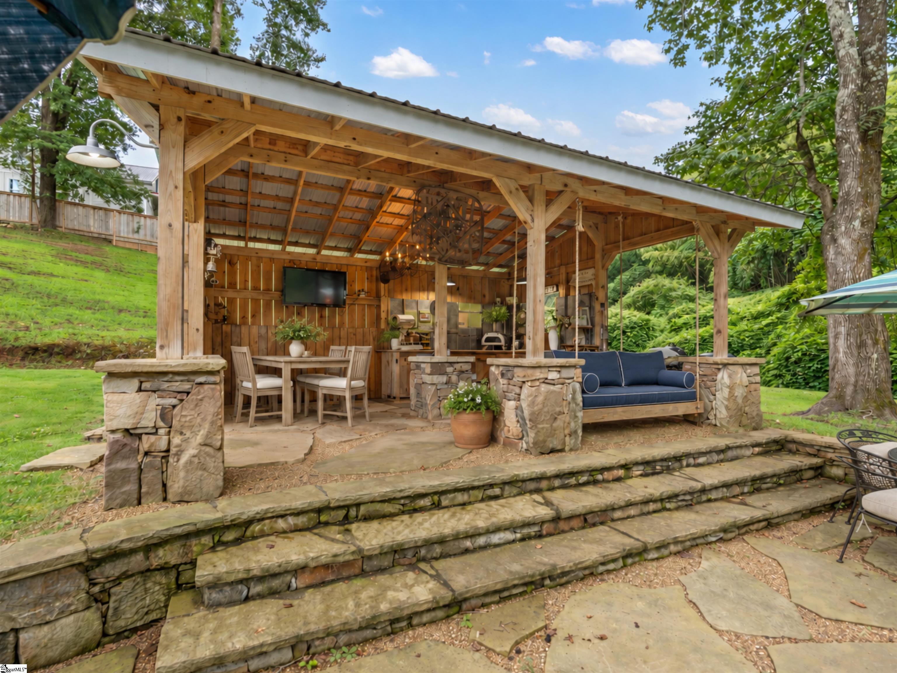 207 Blockhouse Road