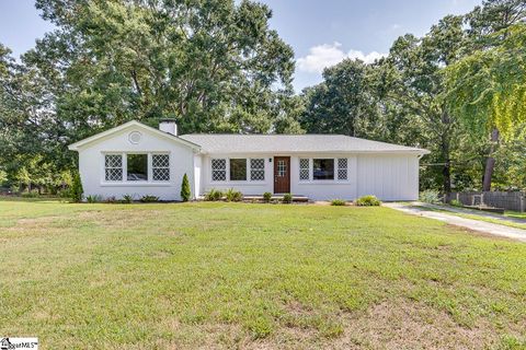 215 Elaine Avenue Taylors SC 29687