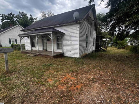 Photo of 6 Hammett Street, Laurens, SC 29360 (MLS # 1604121)