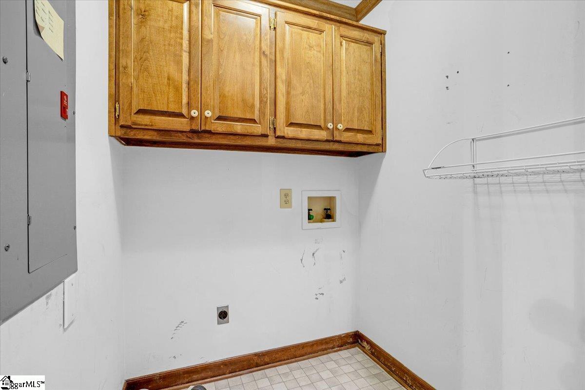 Taylors, South Carolina 29687, United States, 4 Bedrooms Bedrooms, ,3 BathroomsBathrooms,Residential,Active,239993