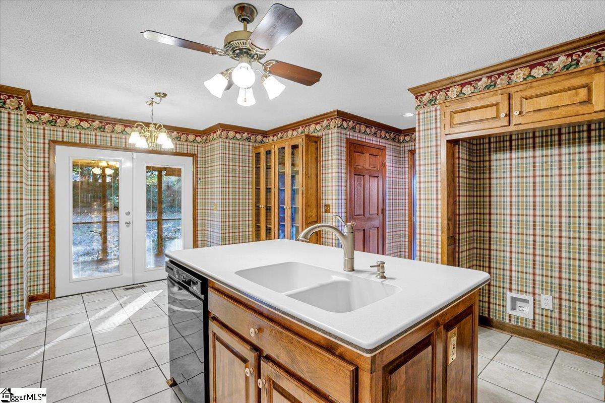 Taylors, South Carolina 29687, United States, 4 Bedrooms Bedrooms, ,3 BathroomsBathrooms,Residential,Active,239993