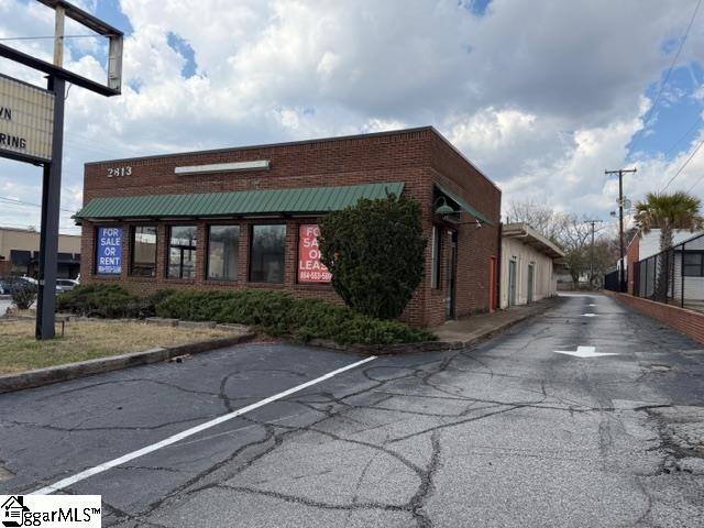 2813 Wade Hampton Boulevard