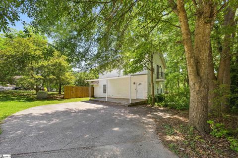 Photo of 111 Madison Avenue, Greer, SC 29651 (MLS # 1592335)