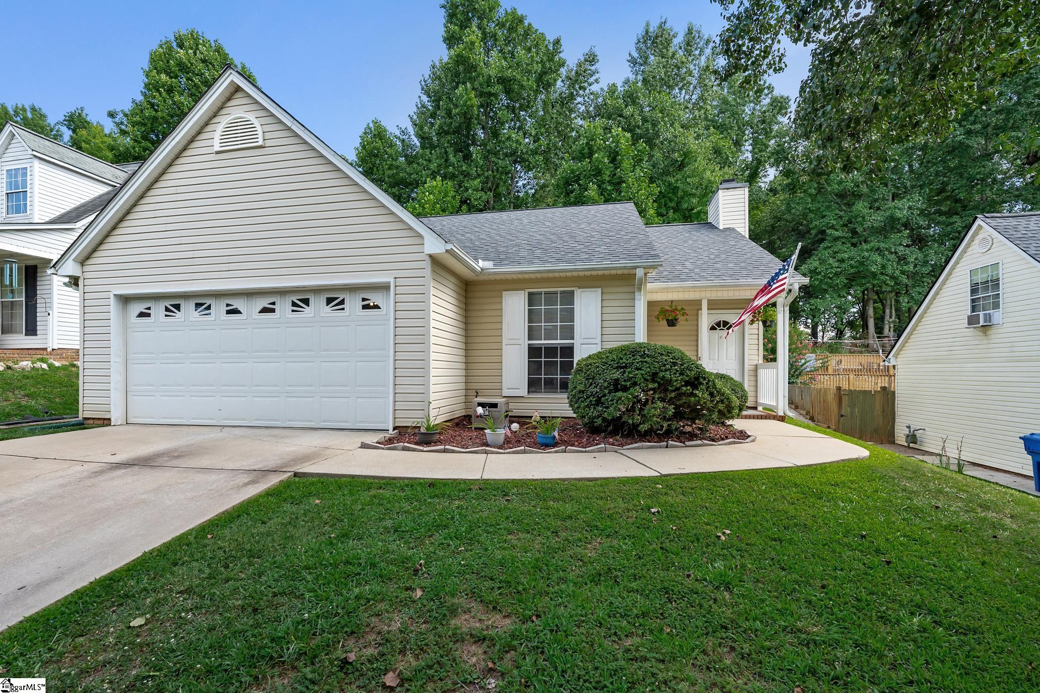 109 W Fall River Way, Simpsonville, SC, 29680