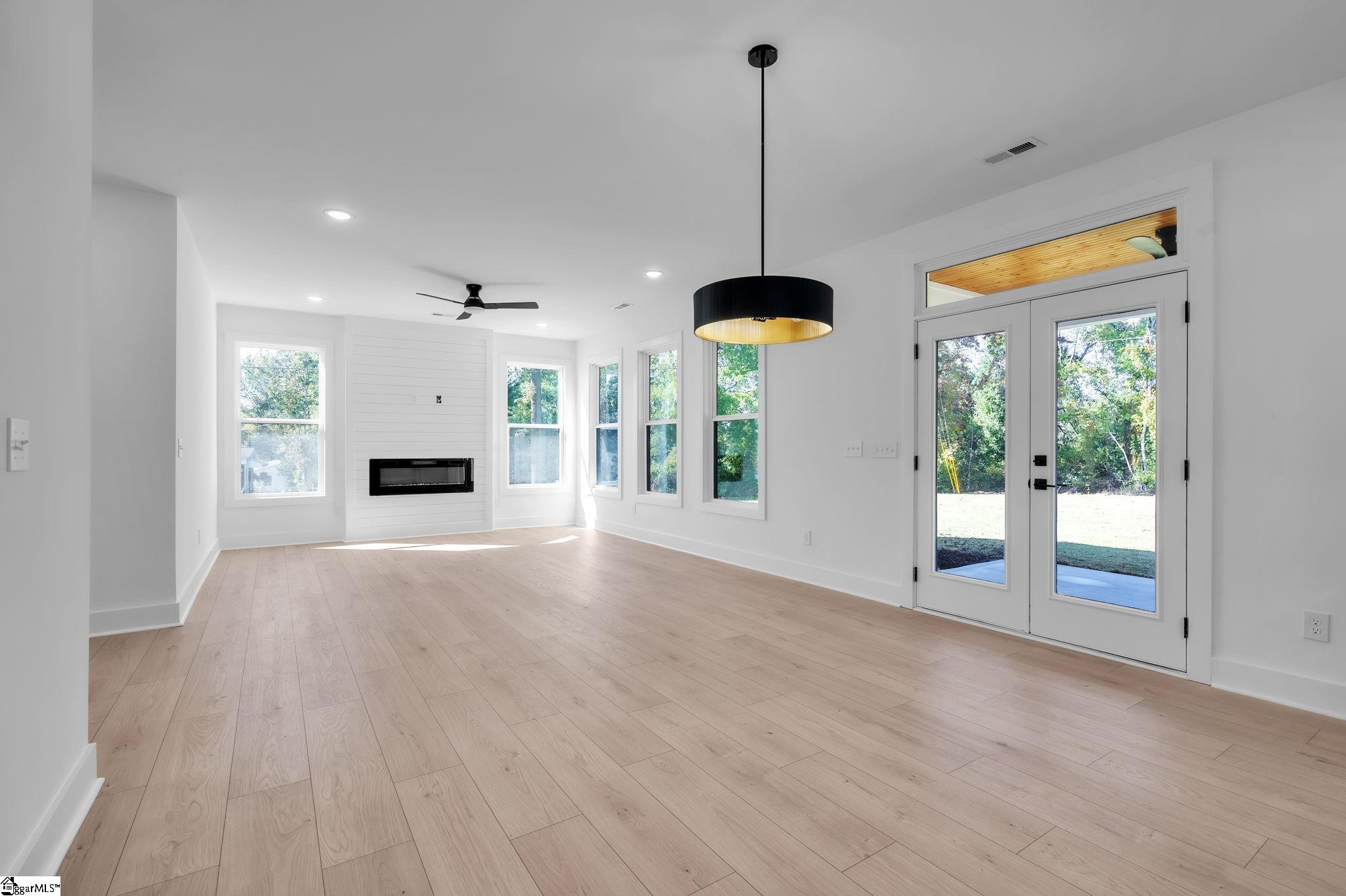 319 Fairview Road