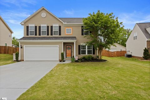 Photo of 107 Castleton Circle, Boiling Springs, SC 29316 (MLS # 1588863)