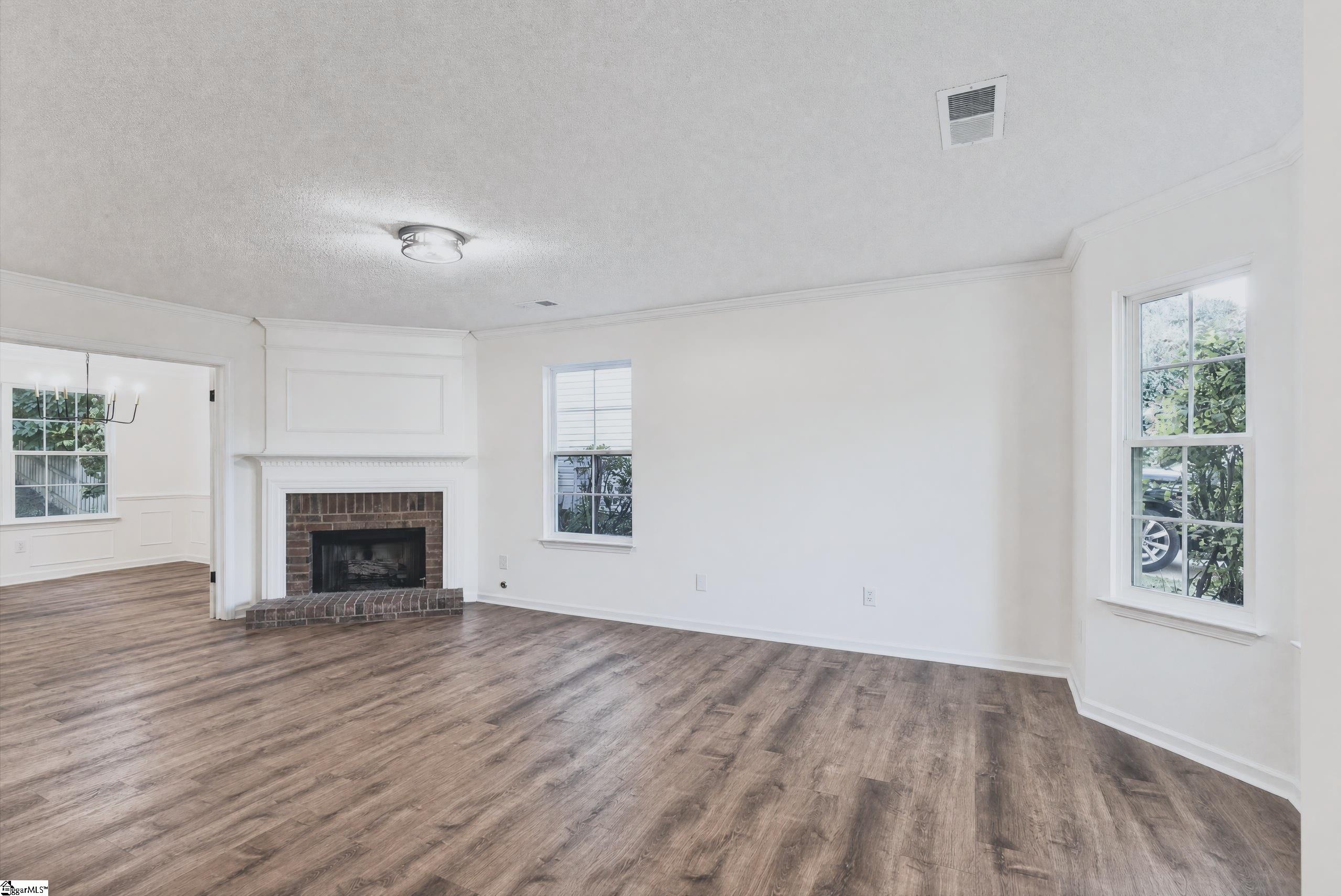 102 Crossview Drive