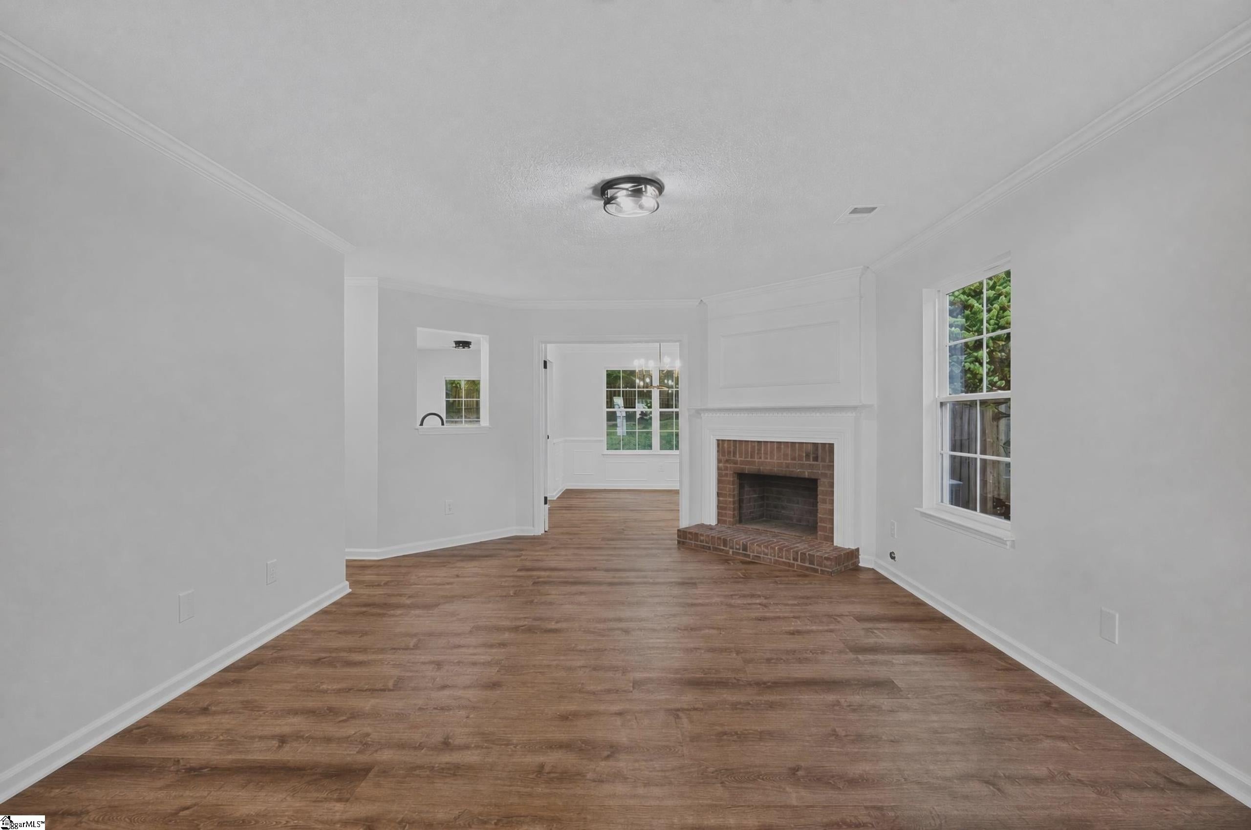 102 Crossview Drive