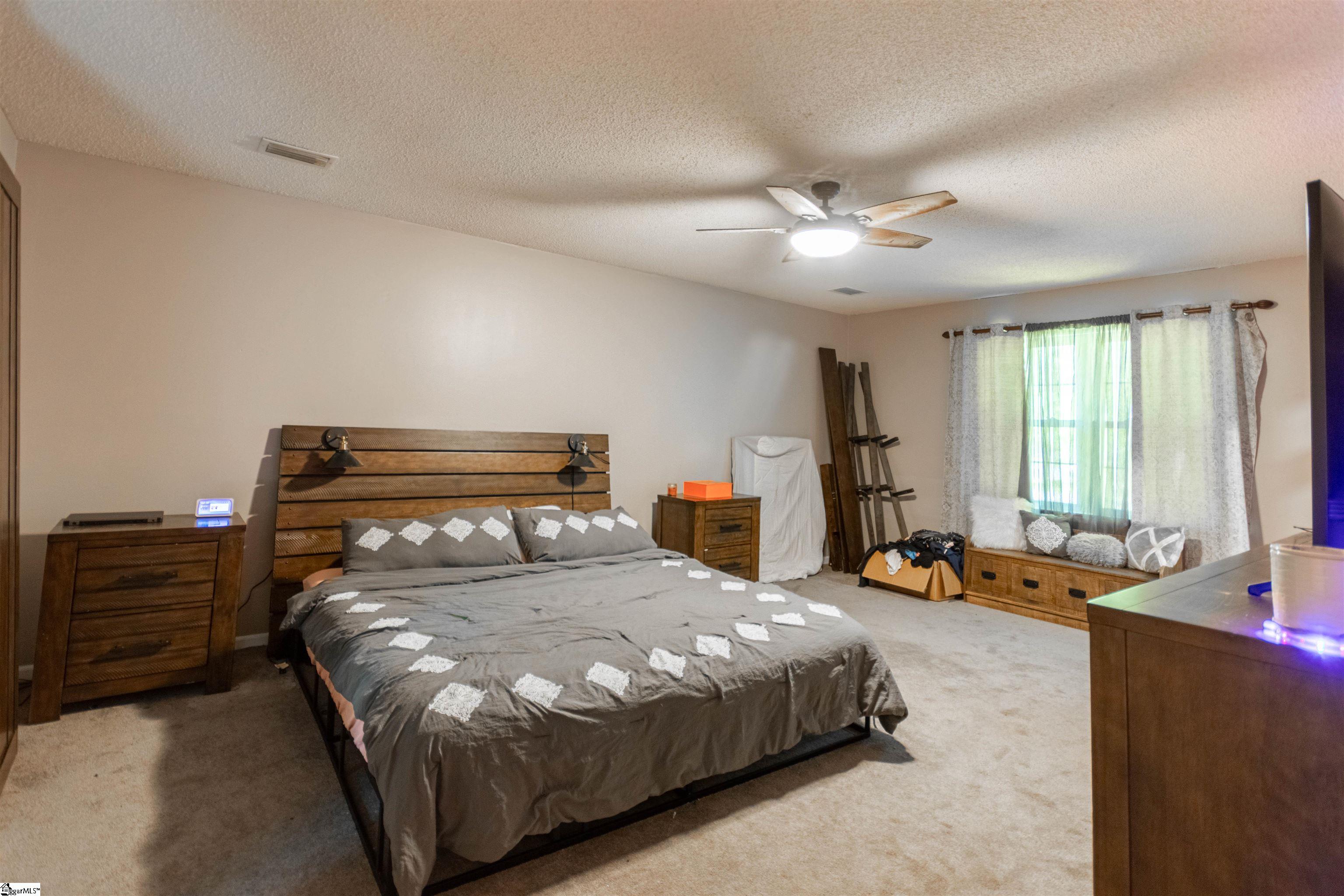 Inman, South Carolina 29349, United States, 4 Bedrooms Bedrooms, ,3 BathroomsBathrooms,Residential,Active,148048