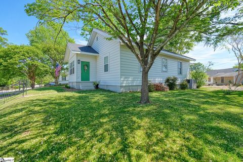 Photo of 12 Lawrence Street, Lyman, SC 29349 (MLS # 1589774)