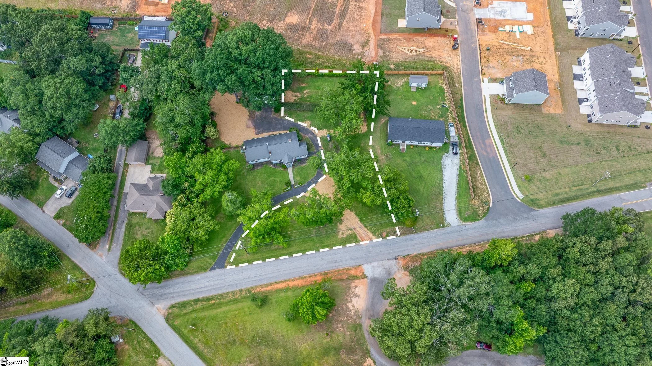 18 N Davis Drive