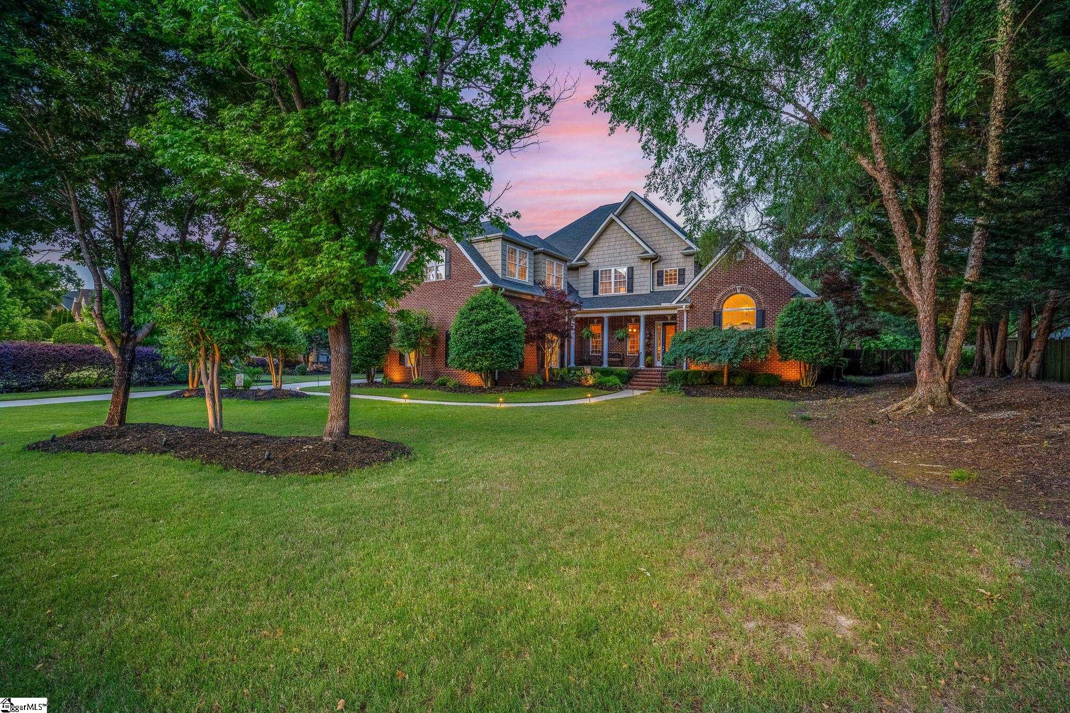204 Whitworth Way