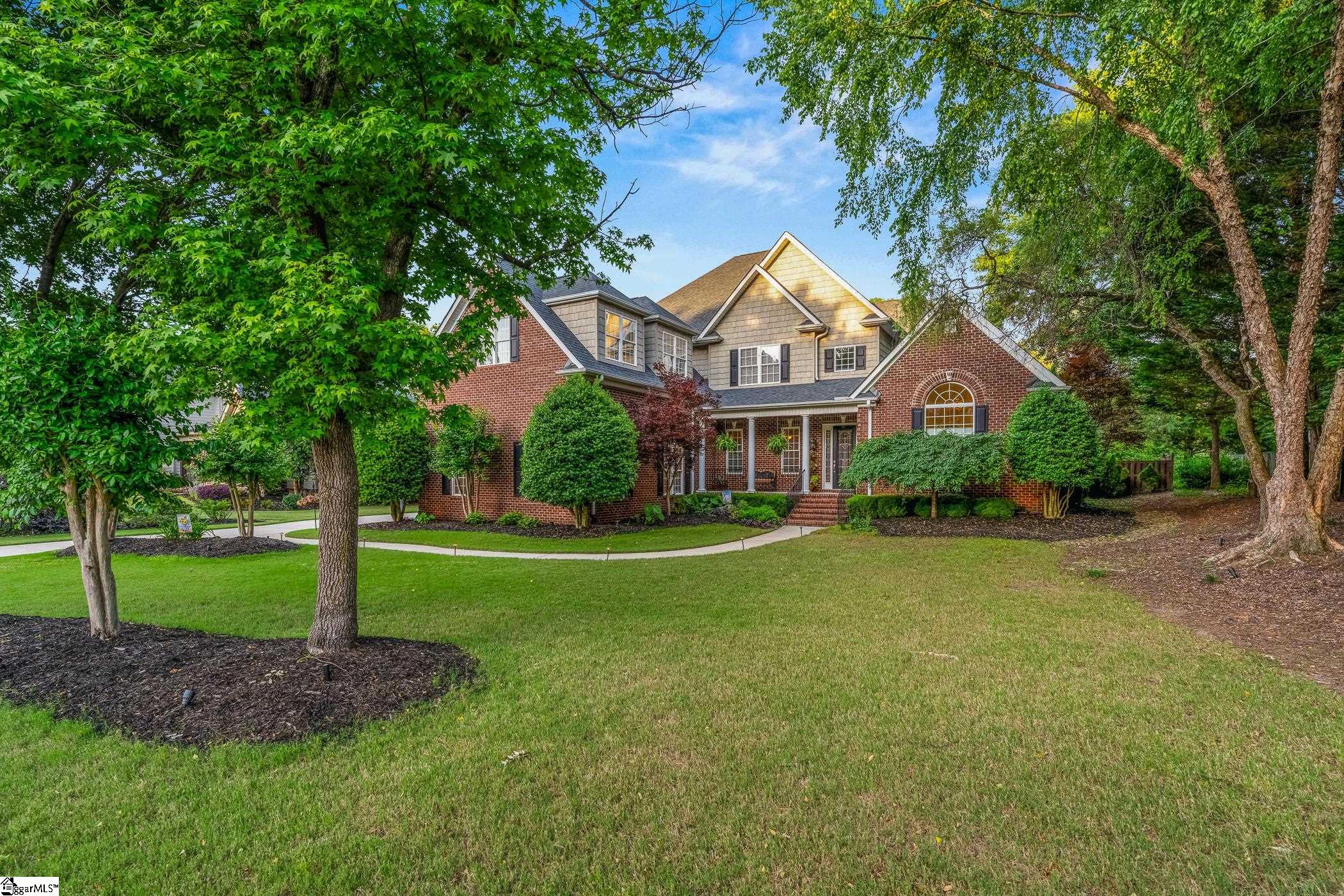 204 Whitworth Way