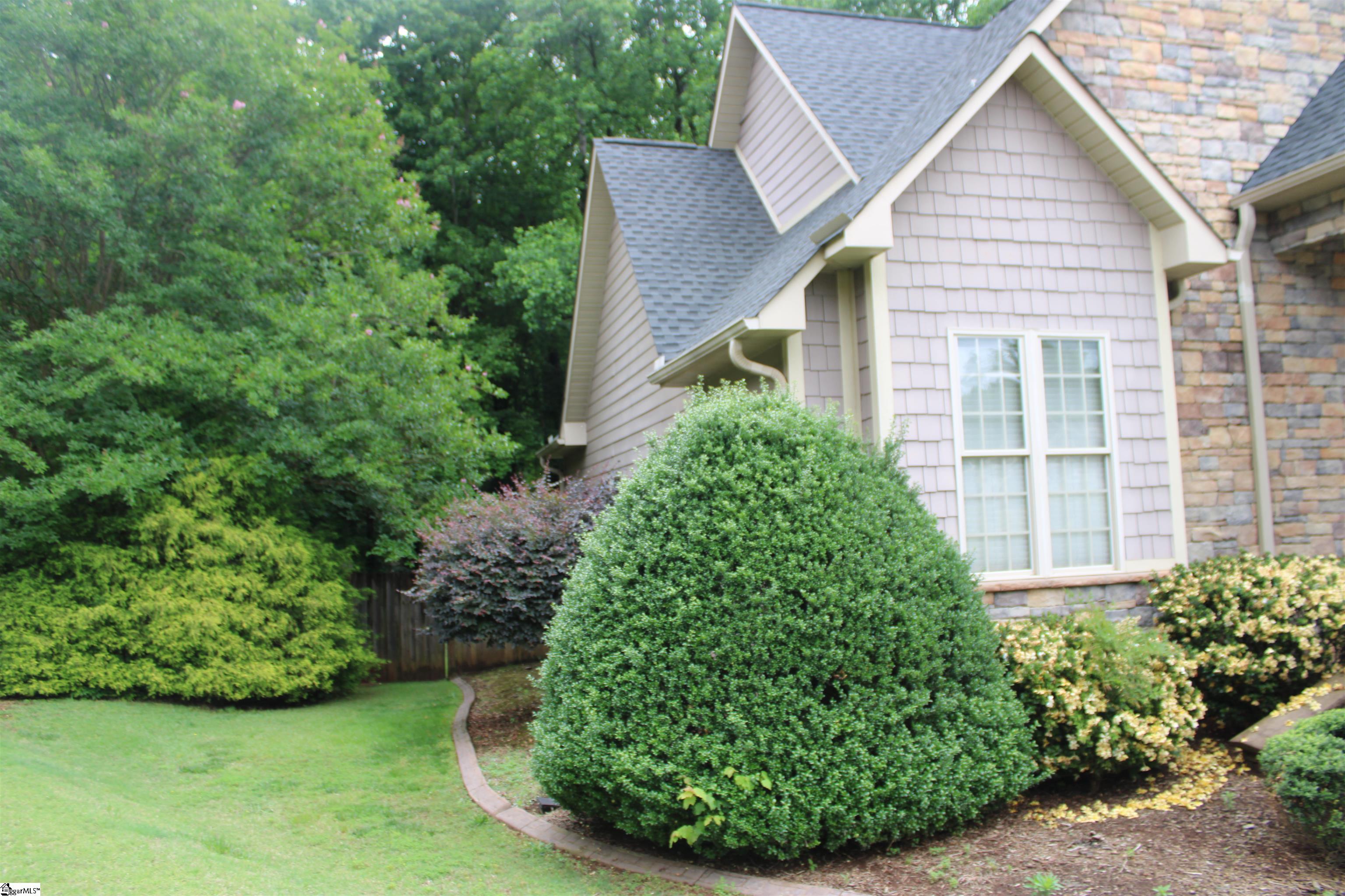 3067 English Cottage Way