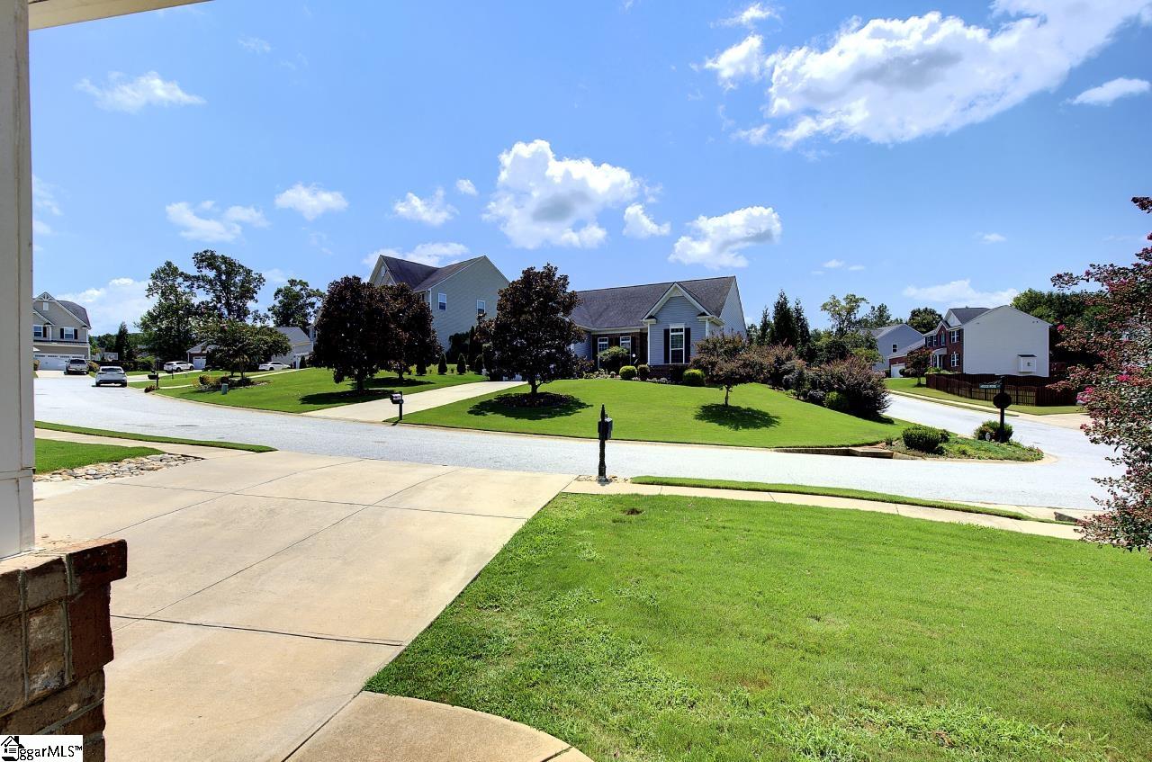 201 Hedge Rose Court