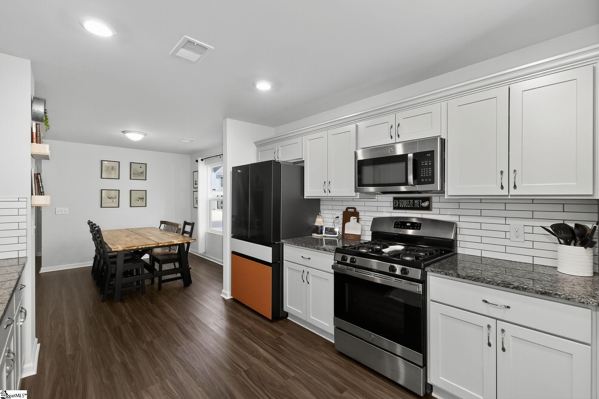 Easley, South Carolina 29640, United States, 4 Bedrooms Bedrooms, ,3 BathroomsBathrooms,Residential,Active,221499