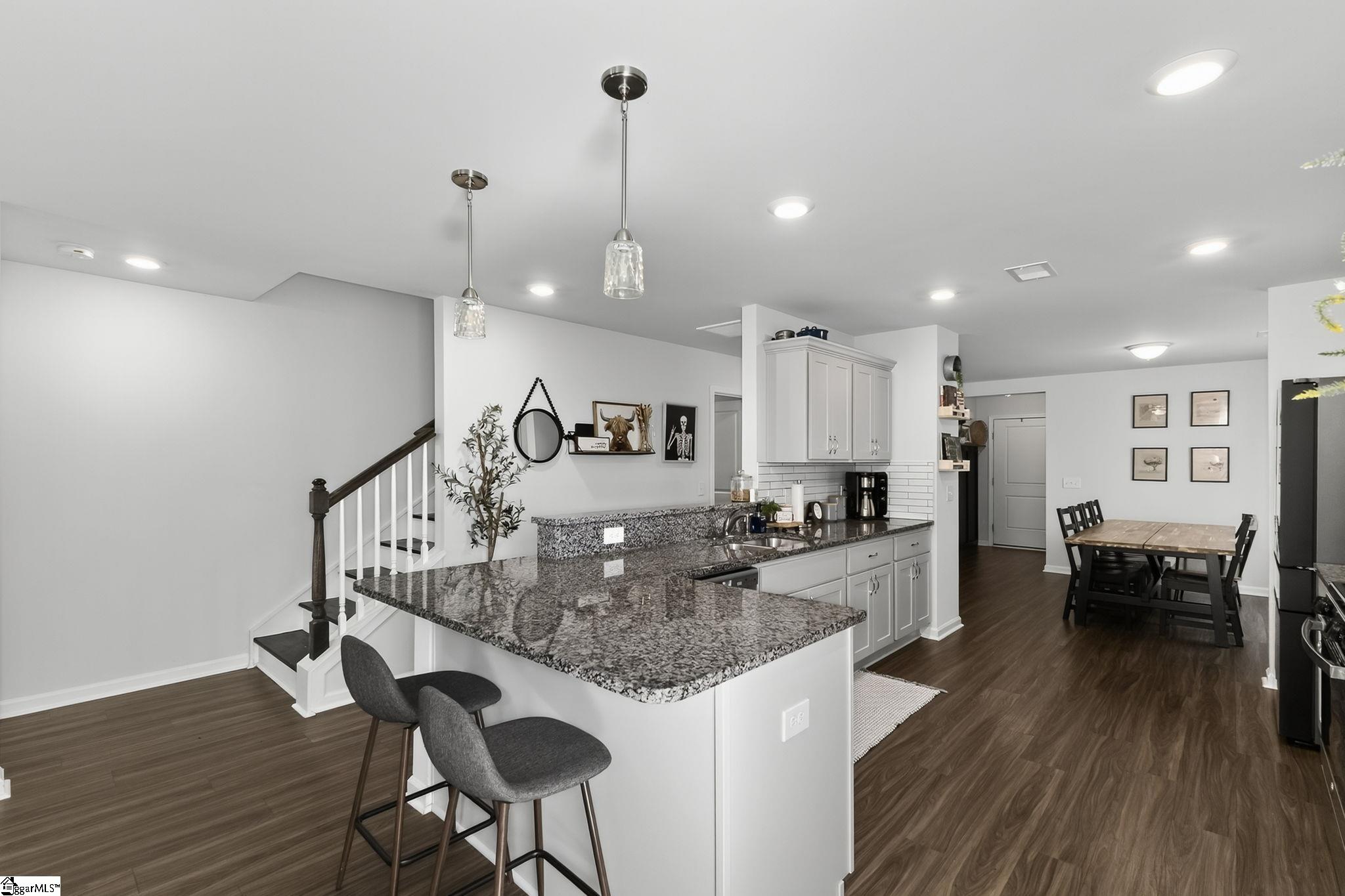 Easley, South Carolina 29640, United States, 4 Bedrooms Bedrooms, ,3 BathroomsBathrooms,Residential,Active,221499