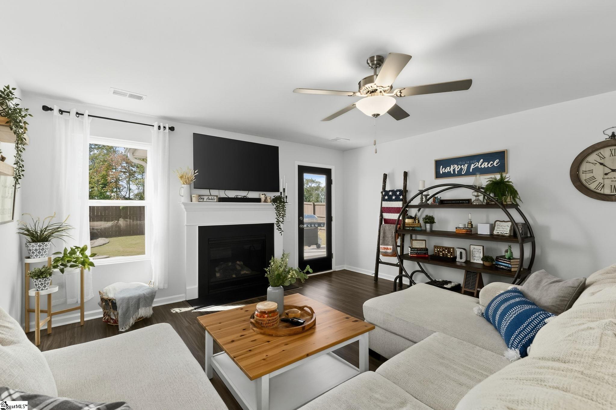 Easley, South Carolina 29640, United States, 4 Bedrooms Bedrooms, ,3 BathroomsBathrooms,Residential,Active,221499