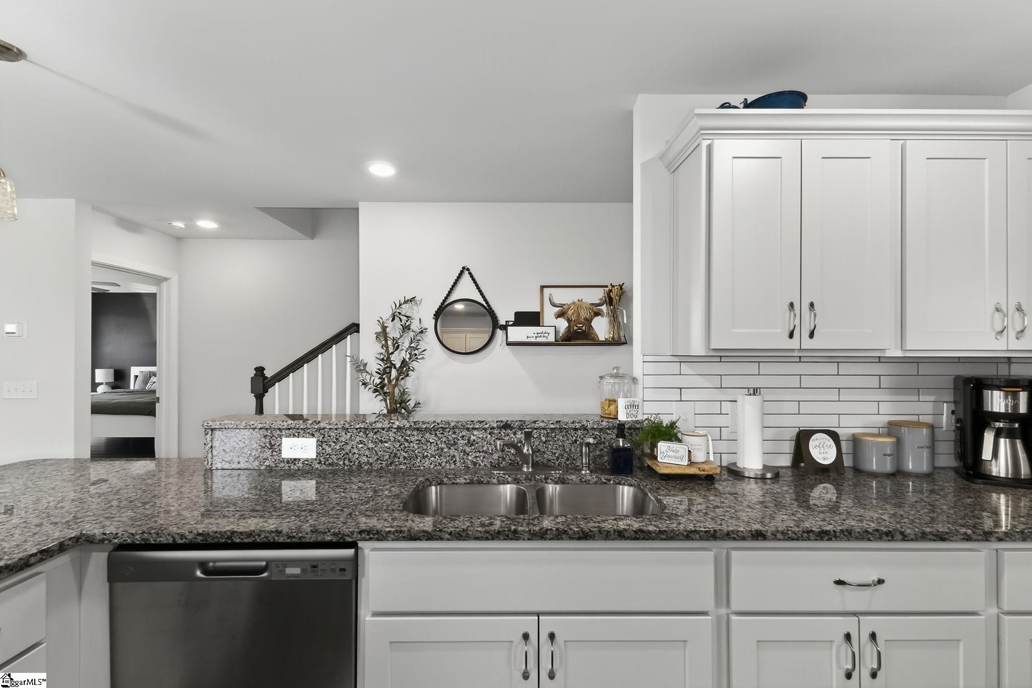 Easley, South Carolina 29640, United States, 4 Bedrooms Bedrooms, ,3 BathroomsBathrooms,Residential,Active,221499